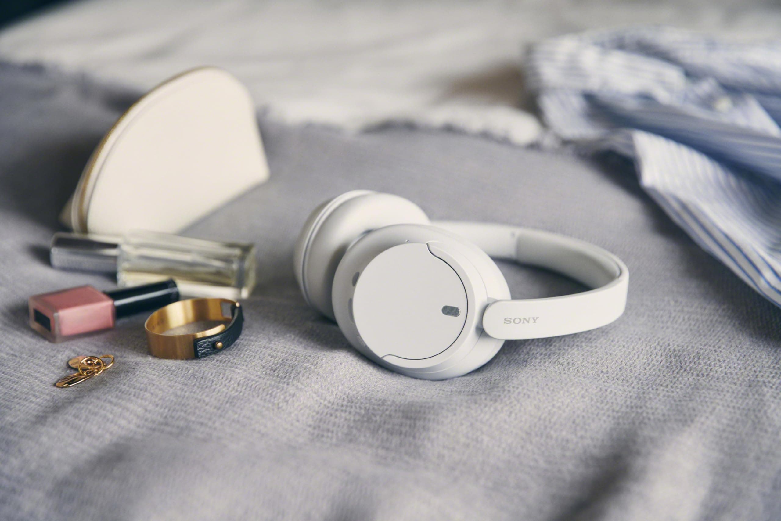 Sony WH-CH720N Wireless Noise Cancelling Over-Ear Headphones, White, view 8