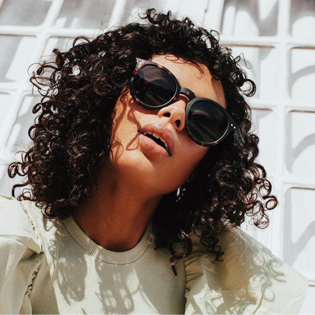 IZIPIZI Unisex Oversize M & N Sunglasses, Tortoise, Oversize, view 3