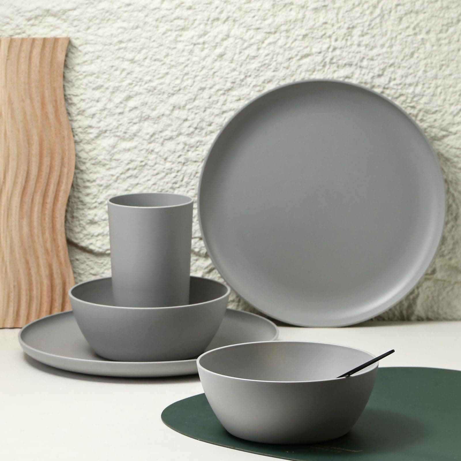 YARRGGU 24-Piece Dinnerware Set, Service for 8, Unbreakable Plates and Bowls Set, BPA-Free, Dishwasher Safe, Gray Tableware for Kitchen, Party and Picnic, view 3