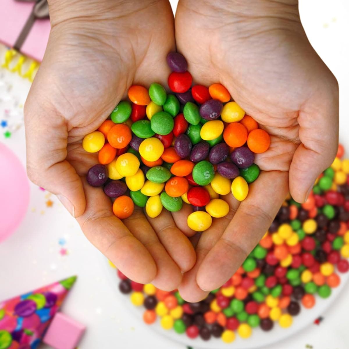 ChewySkittles Bulk Candy 4 lb Bag, Original Fruity Candy for Parties, view 7